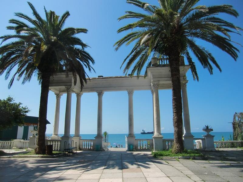 Guest House On Shakirbay 11 Sukhumi Exterior foto